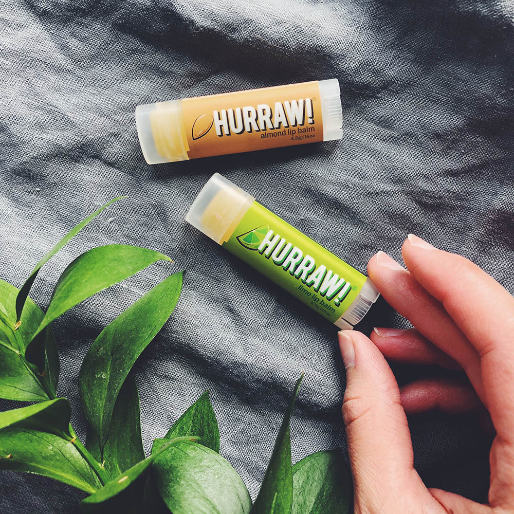 Рекомендую на iHerb: бальзамы Hurraw!